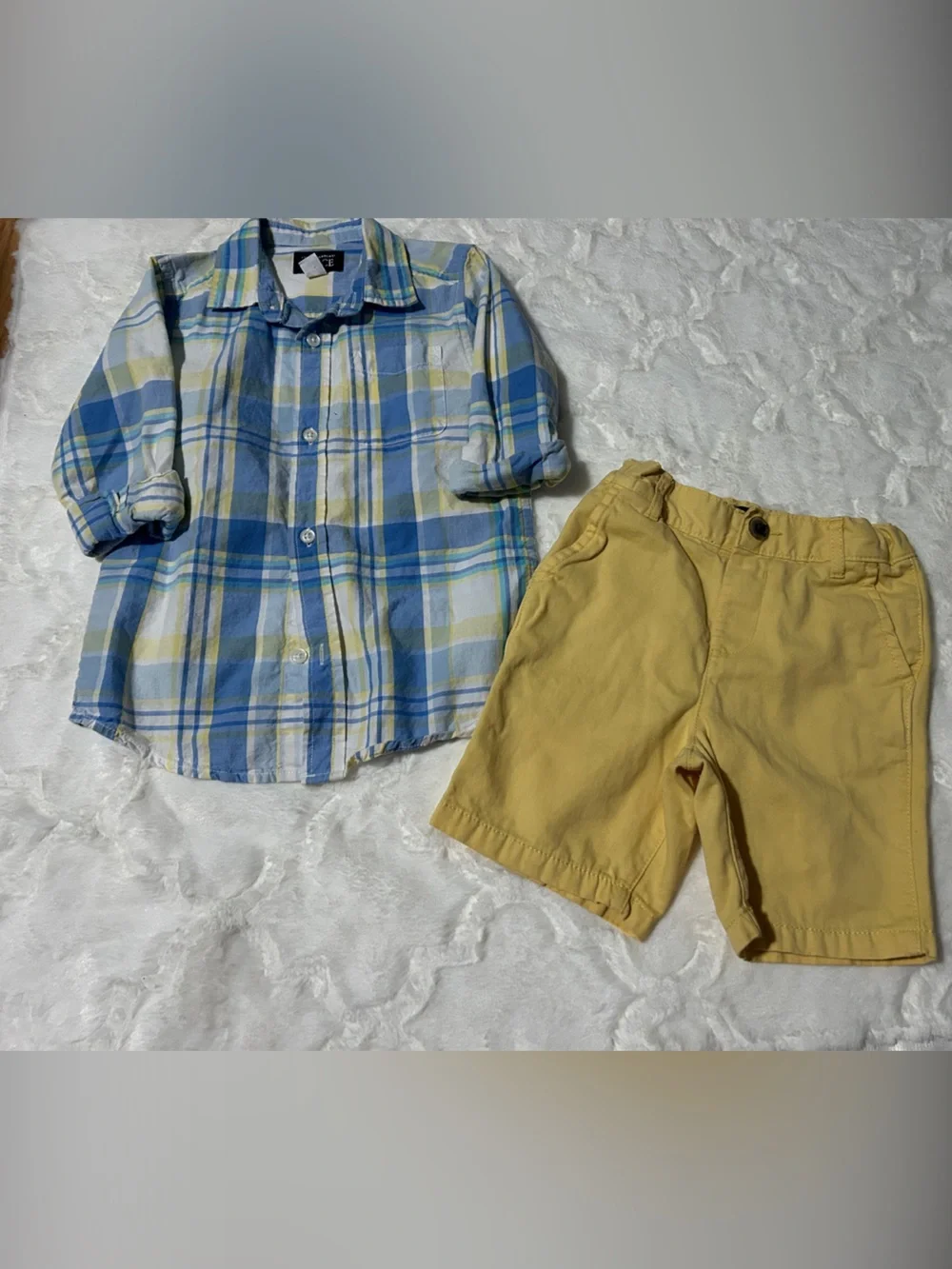 The Children's Place Blue and Yellow Plaid Shirt with Yellow Shorts Matching Set - Picture 2 of 2